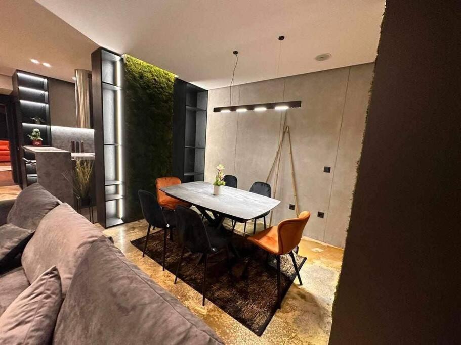 Luxury Boutique / Komuna Parisit / Near To Tirana